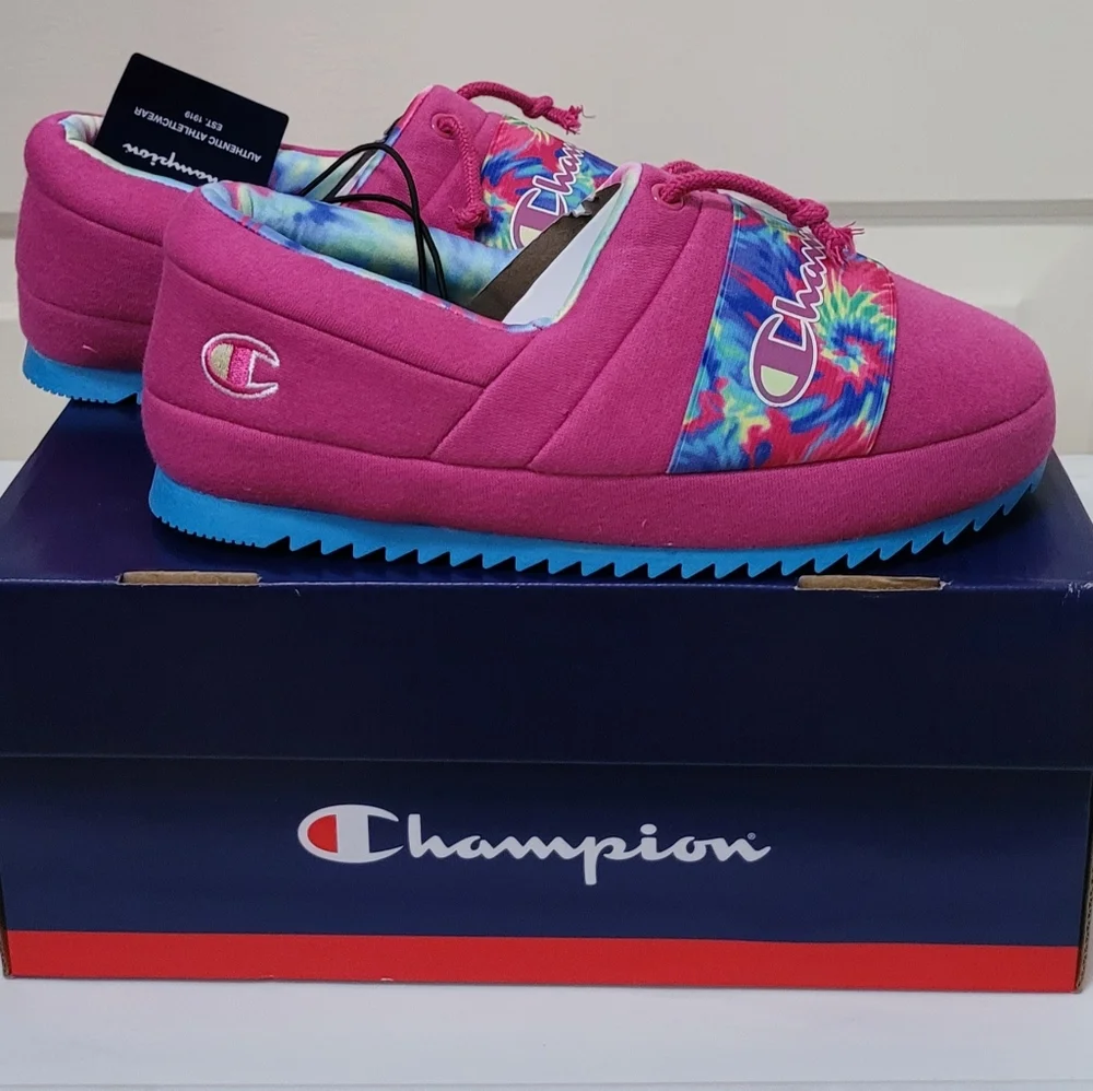 Champion Tie-Dye Pink Slippers with Blue Soles-New With Box Size 6 Youth